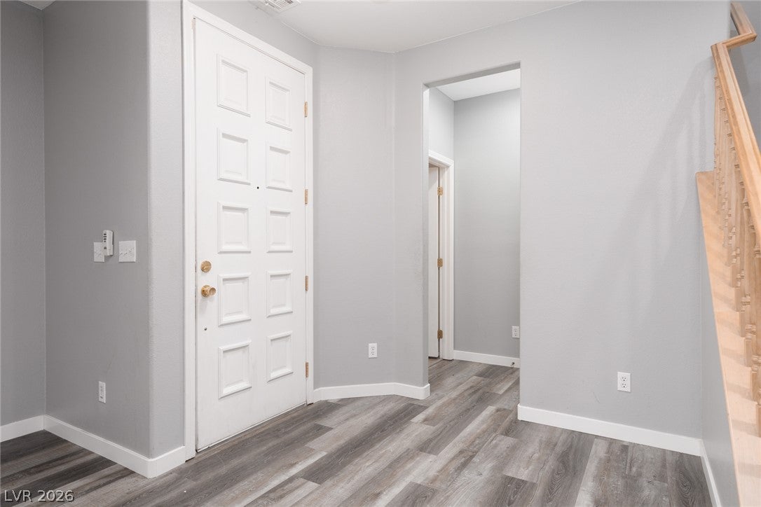 7945 Crimson Point St, Las Vegas, NV 89149 photo