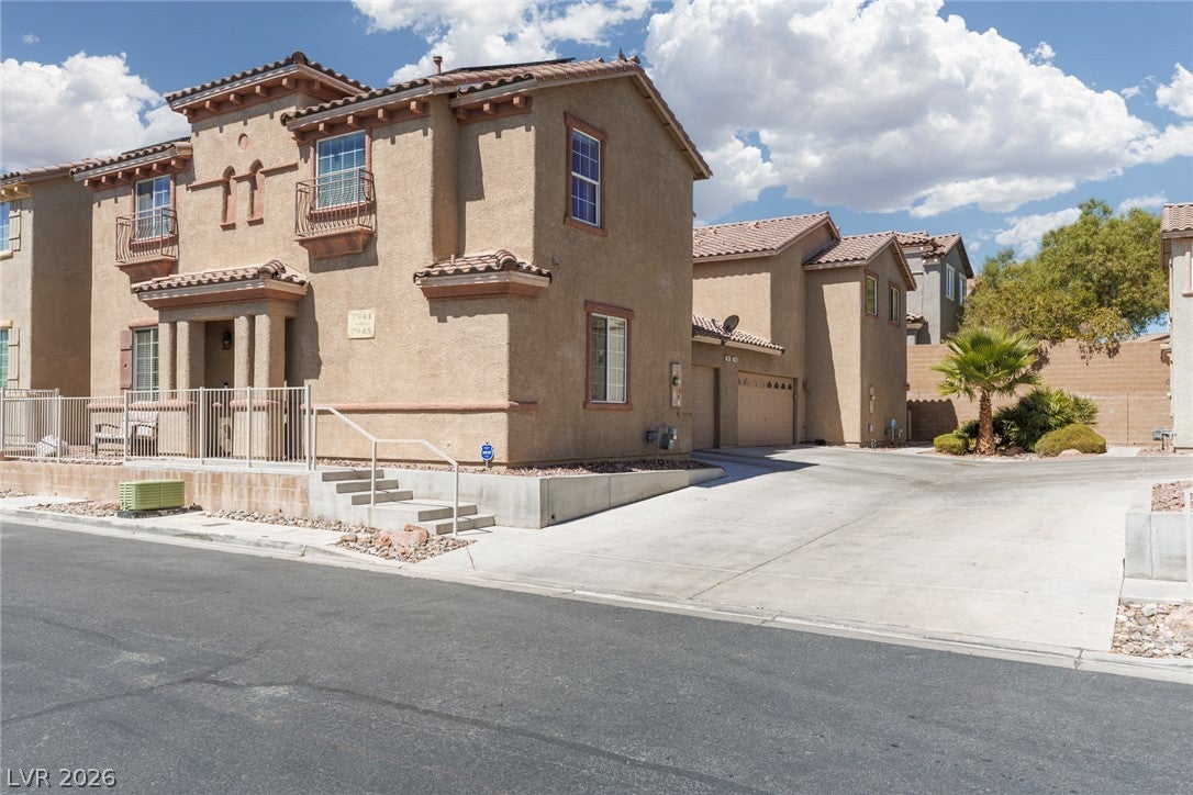 7945 Crimson Point St, Las Vegas, NV 89149 photo