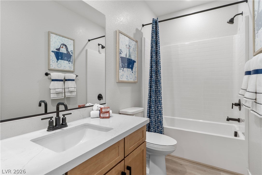329 Golden Hollow Ct, Henderson, NV 89015 photo