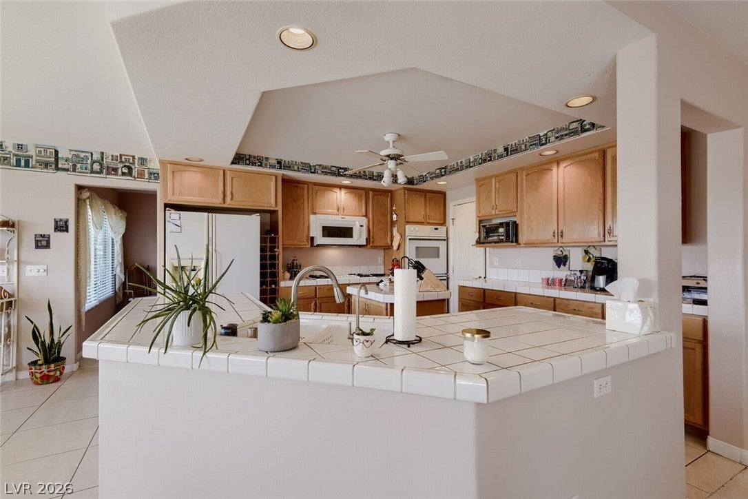 2721 Mallard Landing Ave, Henderson, NV 89074 photo