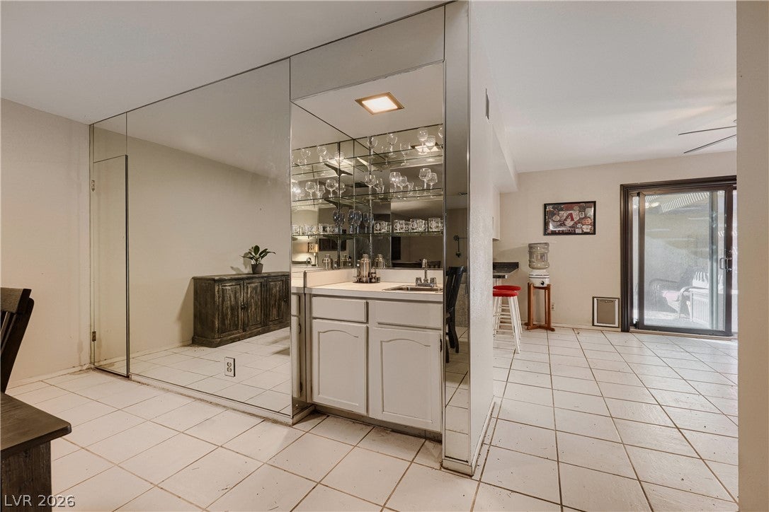4180 Flamingo Crest Dr #3, Las Vegas, NV 89121 photo