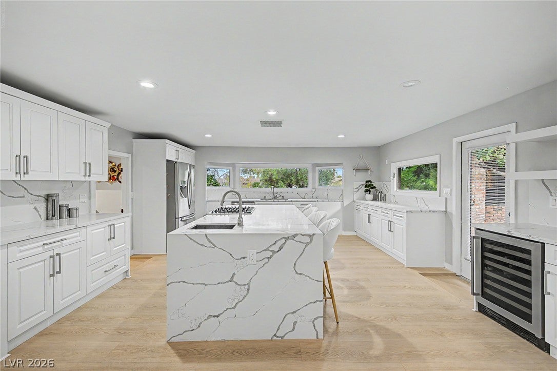 1572 Santa Anita Dr, Las Vegas, NV 89119 photo