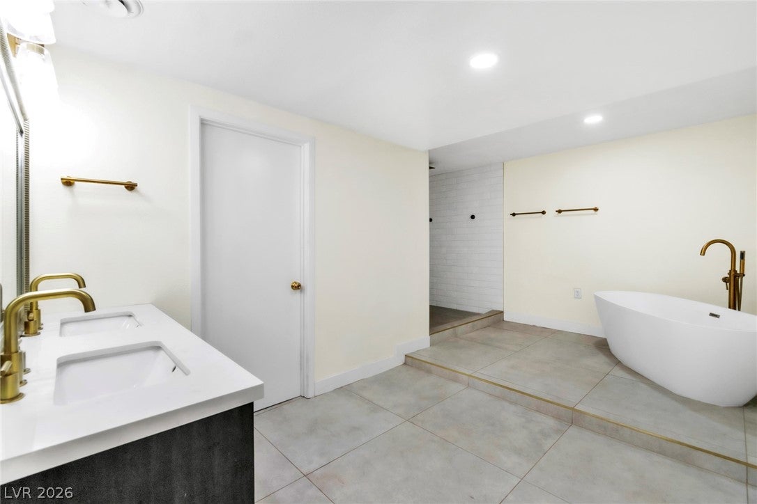 1679 Raindance Way, Las Vegas, NV 89169 photo