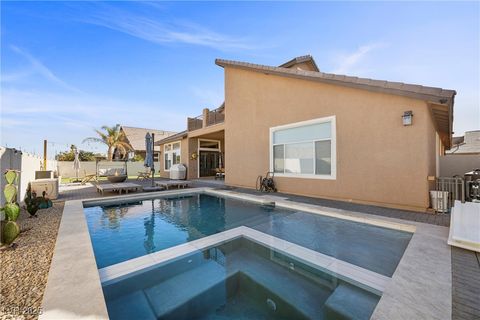 Single Family Residence in Las Vegas NV 5944 Vizzi Court.jpg