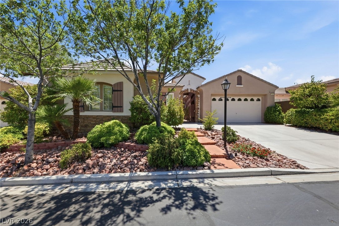 10545 Garden Light Dr, Las Vegas, NV 89135 photo