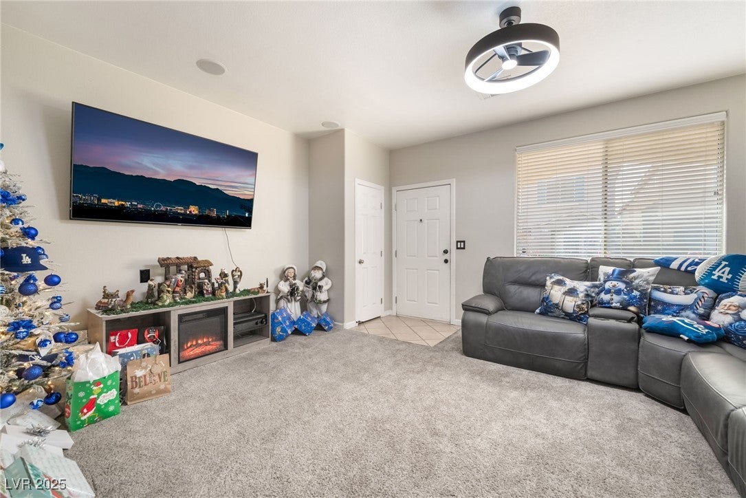 6880 Silver Eagle Ave, Las Vegas, NV 89122