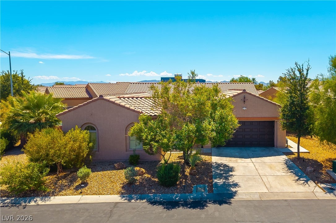 4064 Russian Rider Dr, Las Vegas, NV 89122