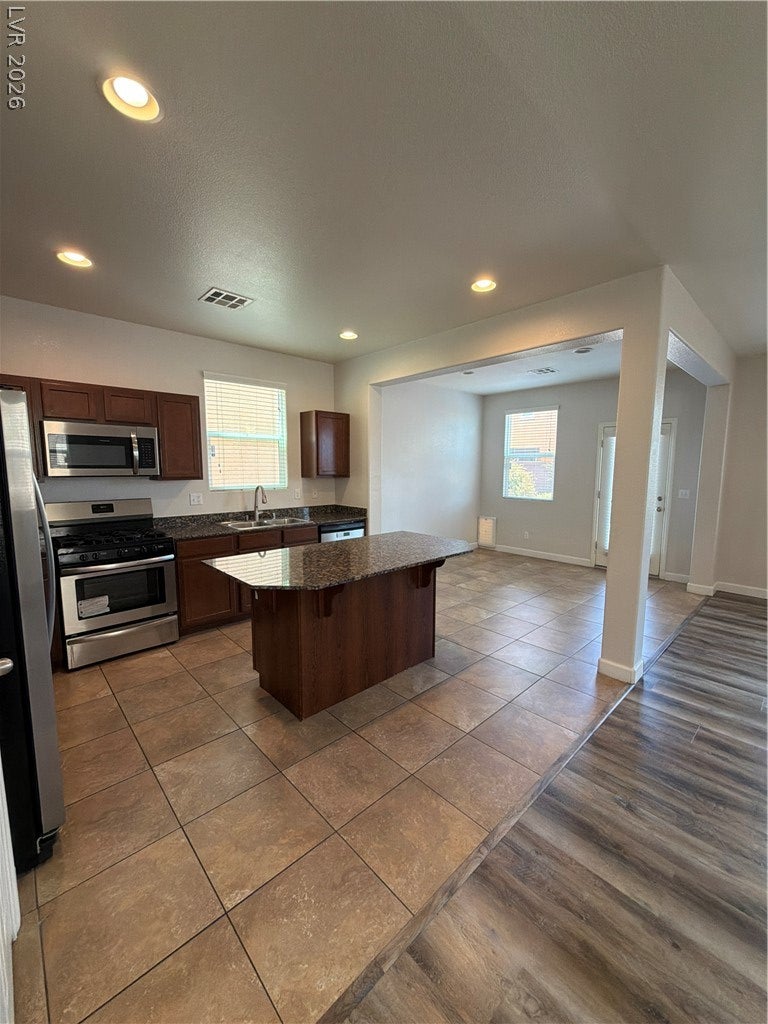 7420 Morisset Ave, Las Vegas, NV 89179 photo
