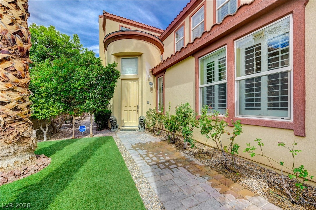 218 Crooked Putter Dr, Las Vegas, NV 89148 photo