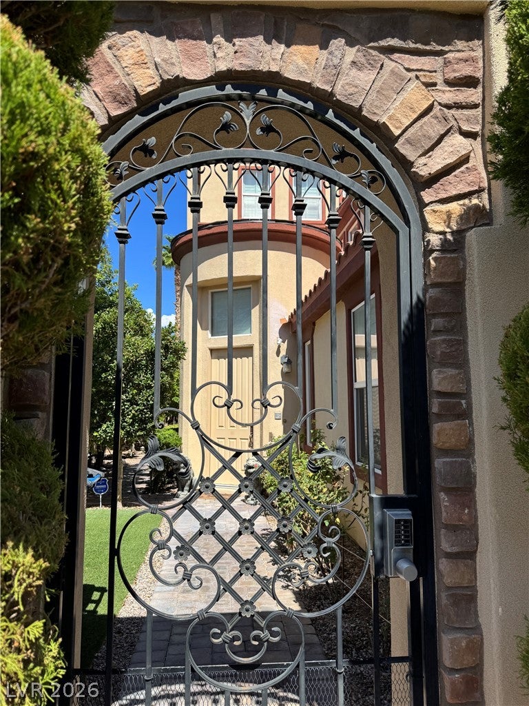 218 Crooked Putter Dr, Las Vegas, NV 89148 photo