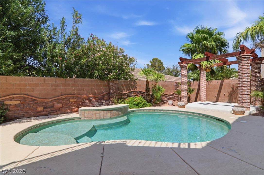 2218 Alanhurst Dr, Henderson, NV 89052