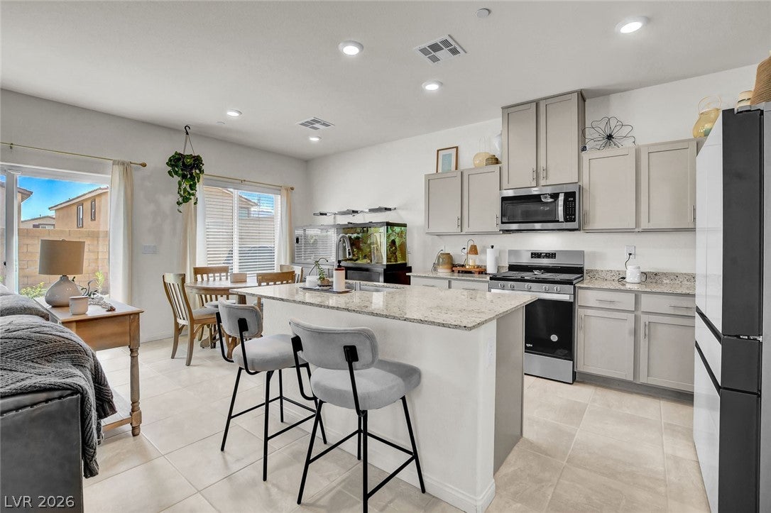 10927 Cambridge Lake Ave, Las Vegas, NV 89166 photo