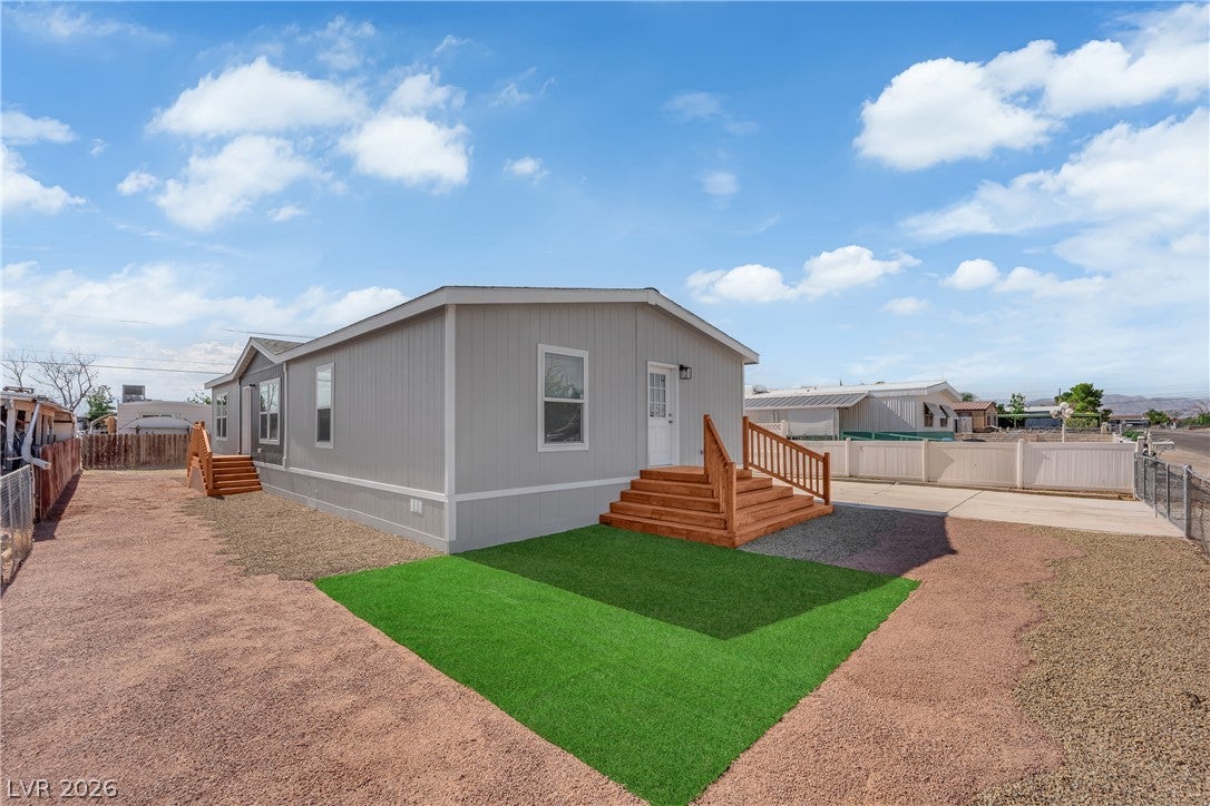 2253 Clinton Ln, Las Vegas, NV 89156