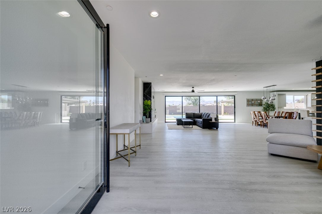 8741 Grand Pass Ct, Las Vegas, NV 89113