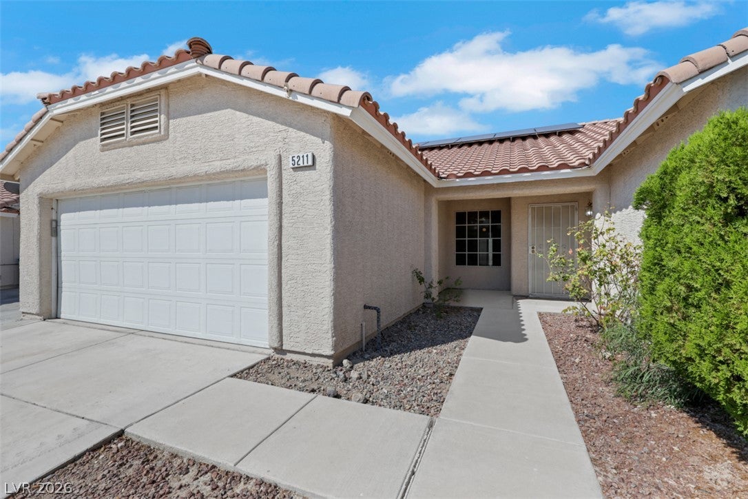 5211 Joshua Jose St, North Las Vegas, NV 89031 photo