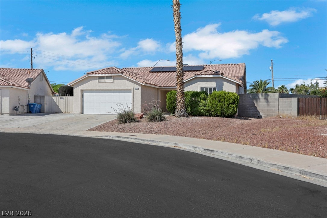 5211 Joshua Jose St, North Las Vegas, NV 89031 photo