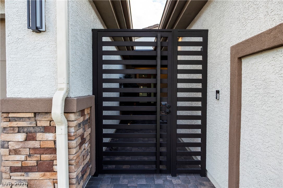 7433 Deschutes Cir, Las Vegas, NV 89129 photo