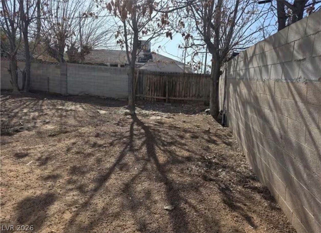 301 Lance Ave, North Las Vegas, NV 89030 photo