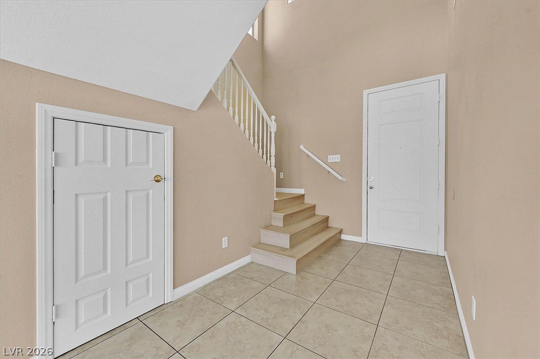 208 Tainted Berry Ave, North Las Vegas, NV 89031 photo