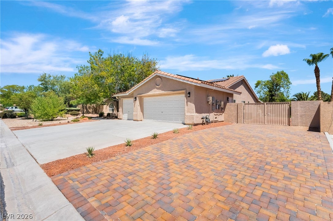 5120 Gentle River Ave, Las Vegas, NV 89130