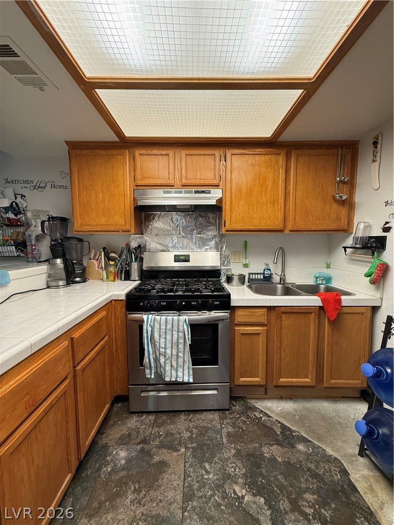 960 N Sloan Ln #204, Las Vegas, NV 89110 photo