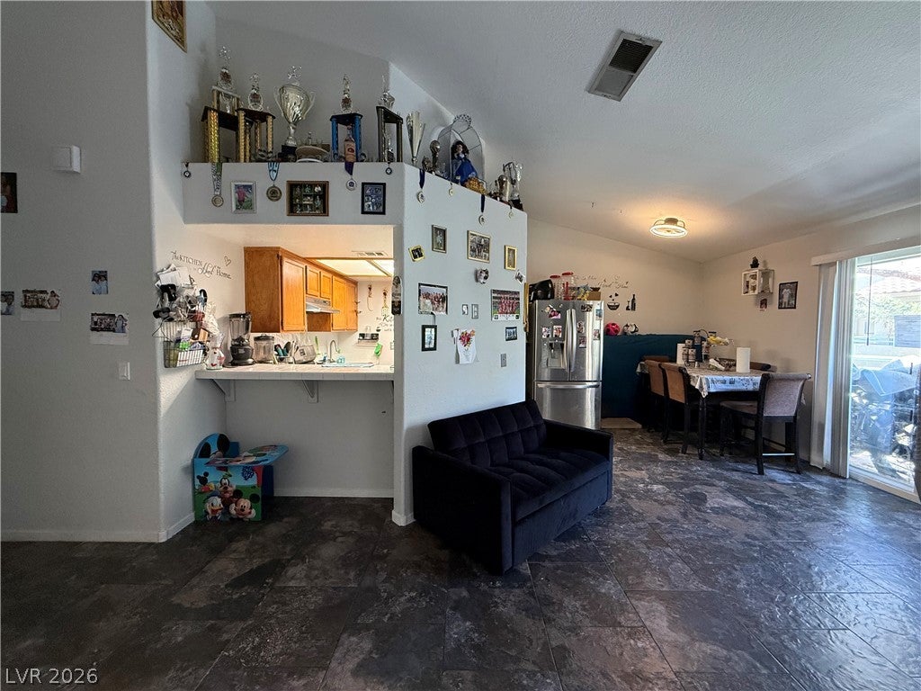 960 N Sloan Ln #204, Las Vegas, NV 89110 photo