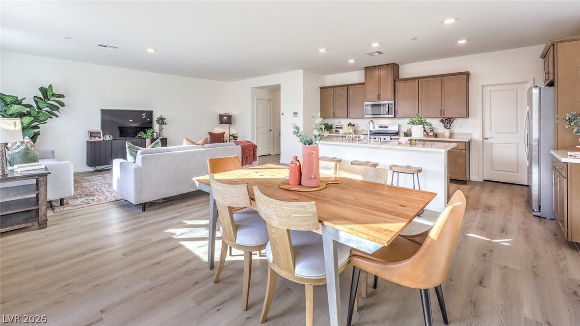 561 Ivory Peacock Ct, Henderson, NV 89011 photo