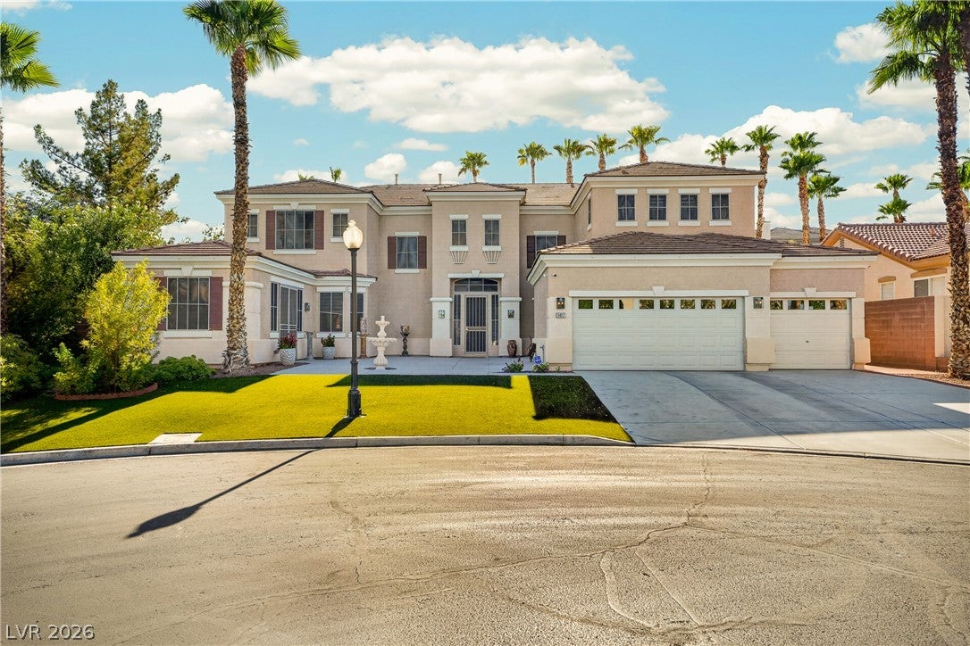 1417 Misty Moat St, Las Vegas, NV 89117 photo