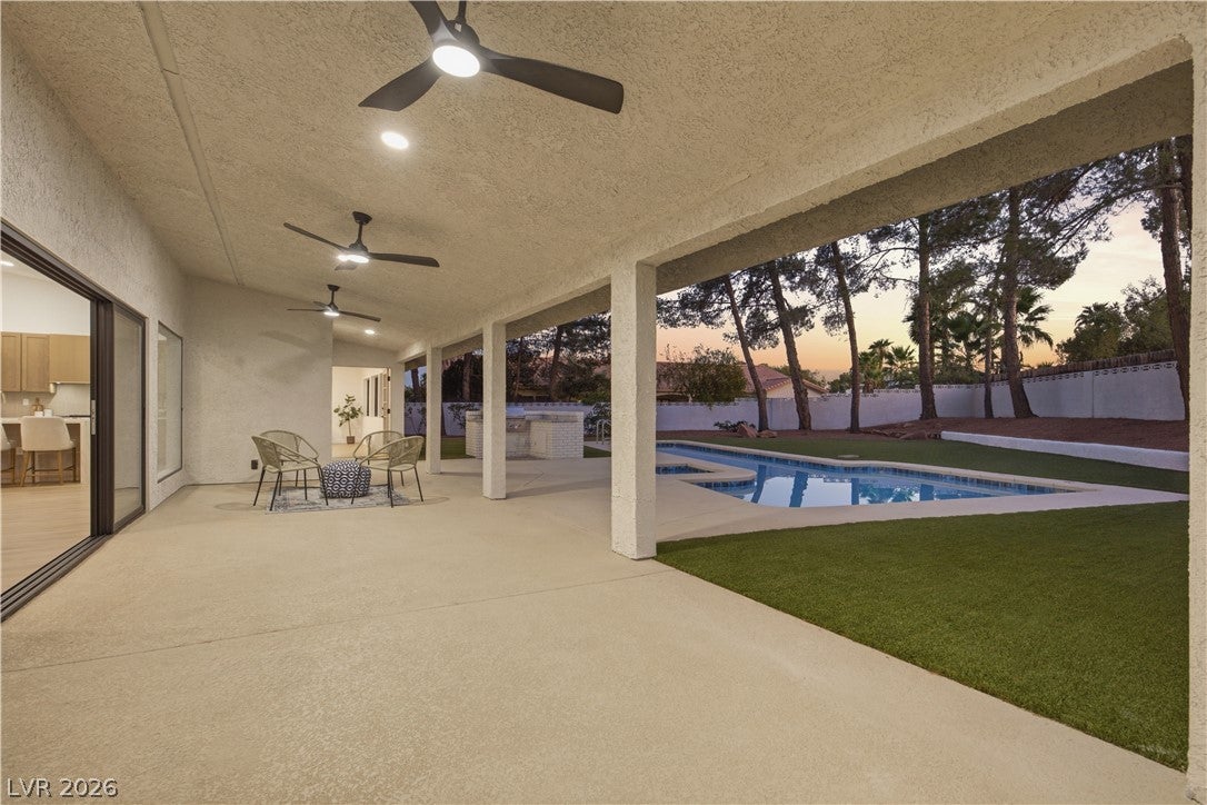 3035 Belcastro St, Las Vegas, NV 89117 photo