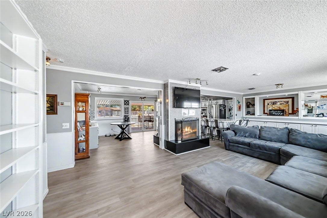 285 E Shelbourne Ave, Las Vegas, NV 89123 photo