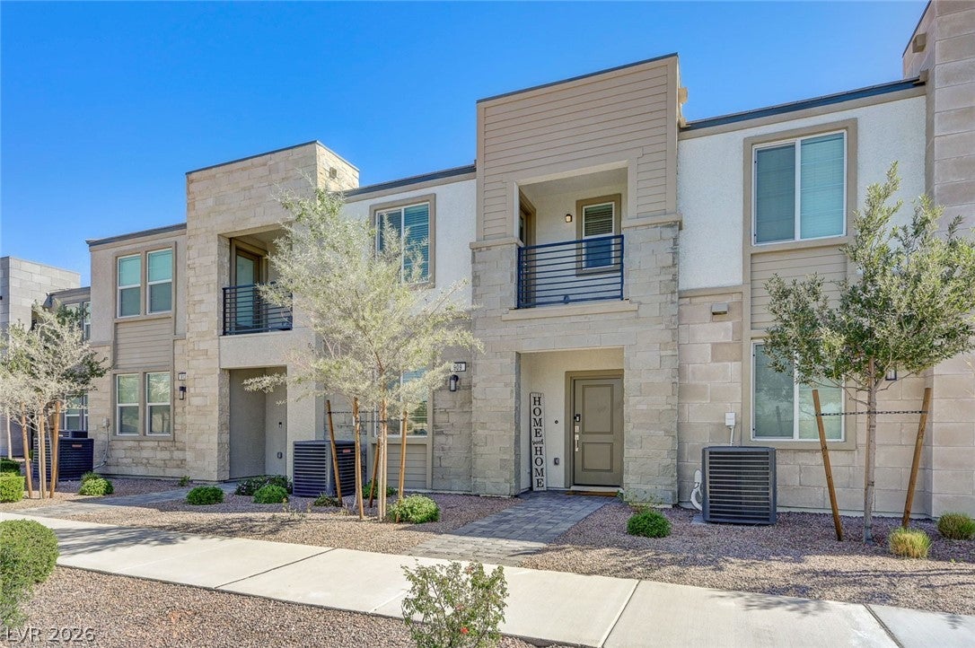 909 Kyanite Ln, Henderson, NV 89011