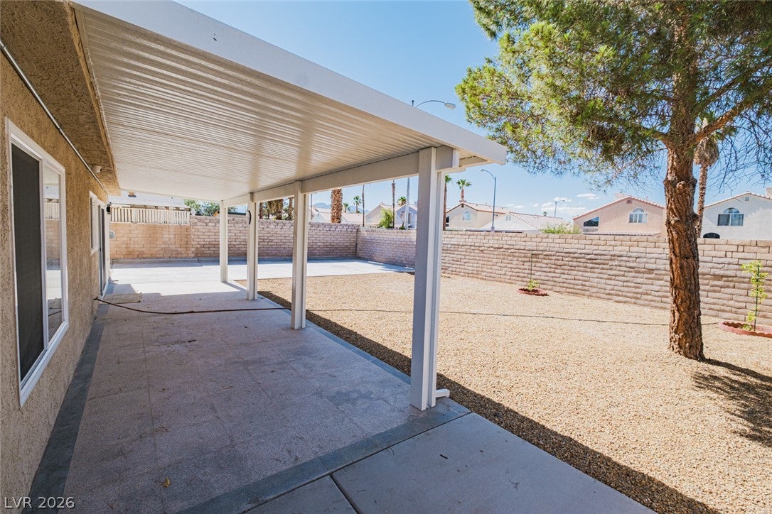 7220 Mountain Moss Dr, Las Vegas, NV 89147 photo