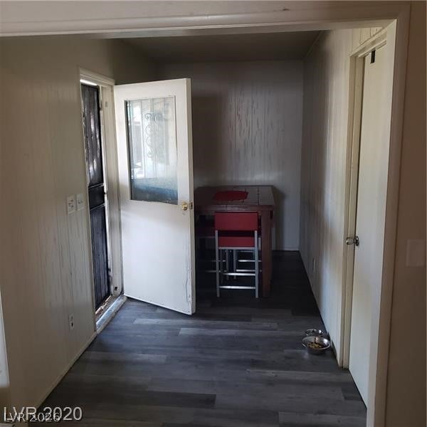 5284 Wellesley Ave, Las Vegas, NV 89122 photo