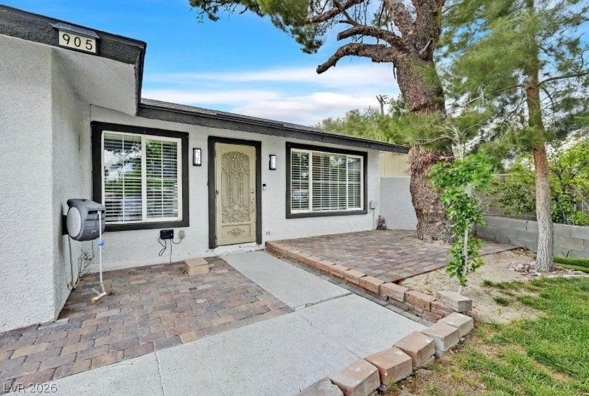 905 Vaughn St, Las Vegas, NV 89101 photo