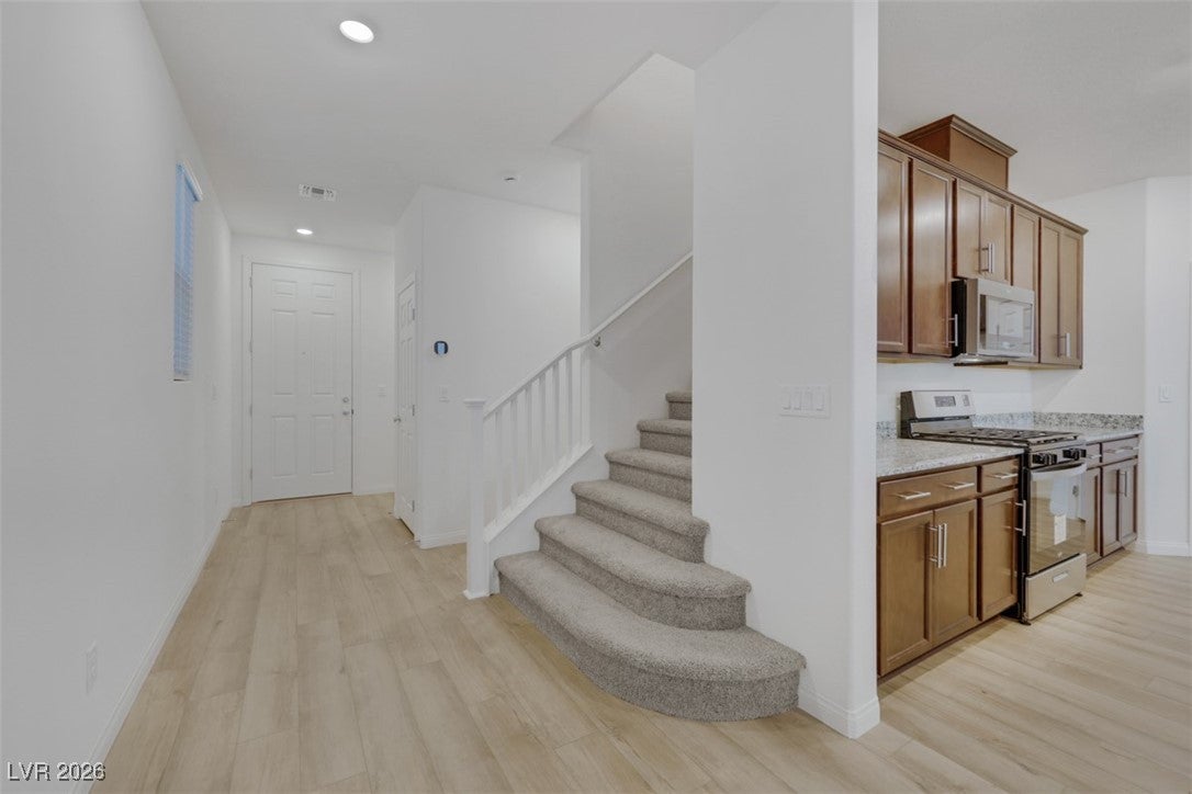 7262 Copper Grove Ave, Las Vegas, NV 89113 photo