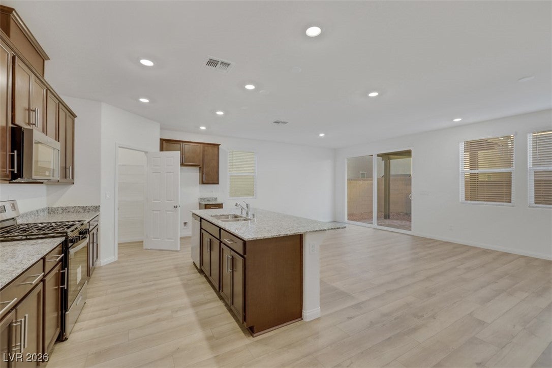 7262 Copper Grove Ave, Las Vegas, NV 89113 photo
