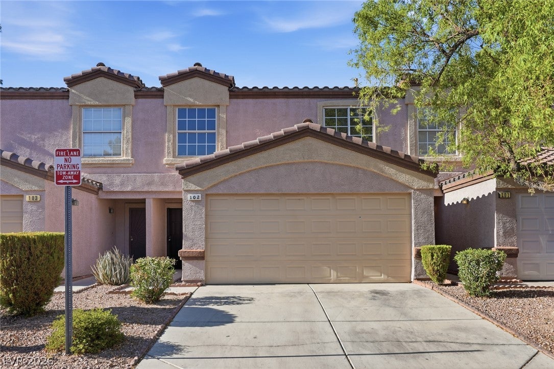 2520 Sierra Luna Ave, Las Vegas, NV 89106