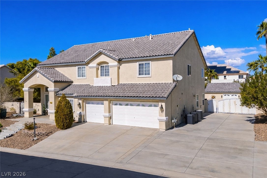 6860 Historic Legacy Ct, Las Vegas, NV 89110 photo