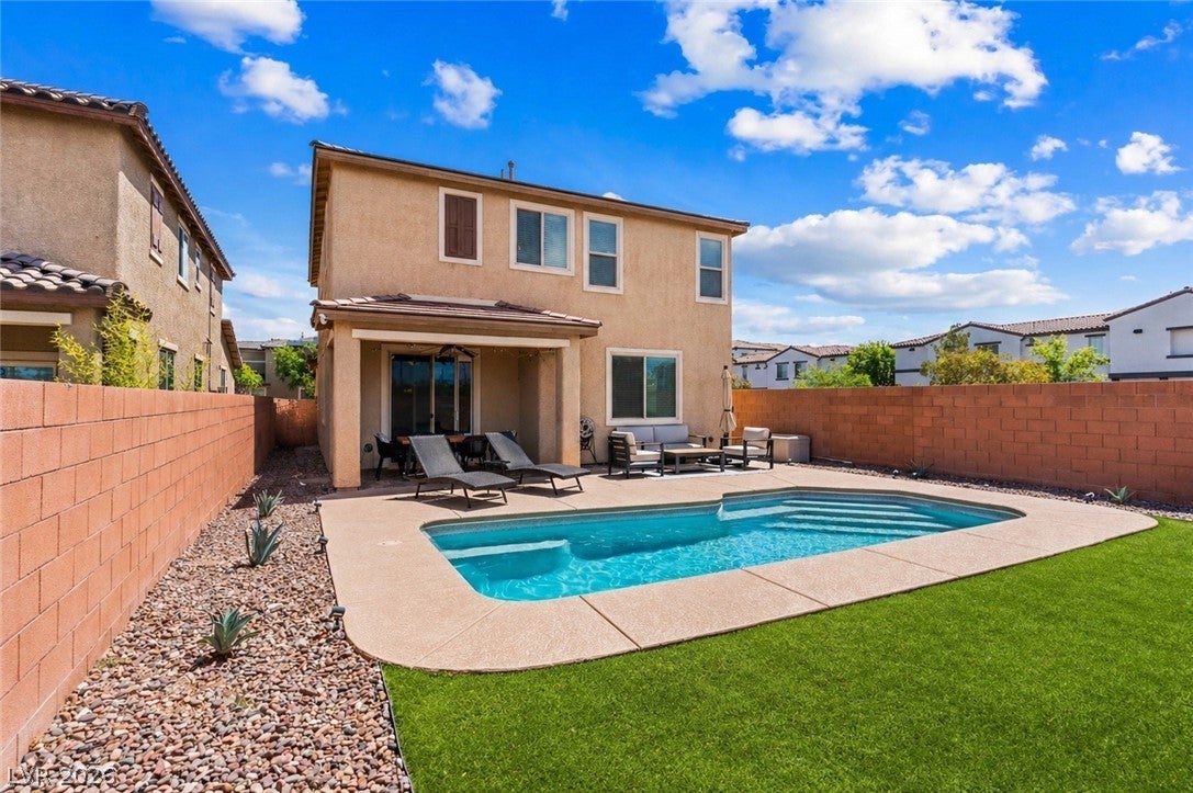 225 Moonshot St, Henderson, NV 89074