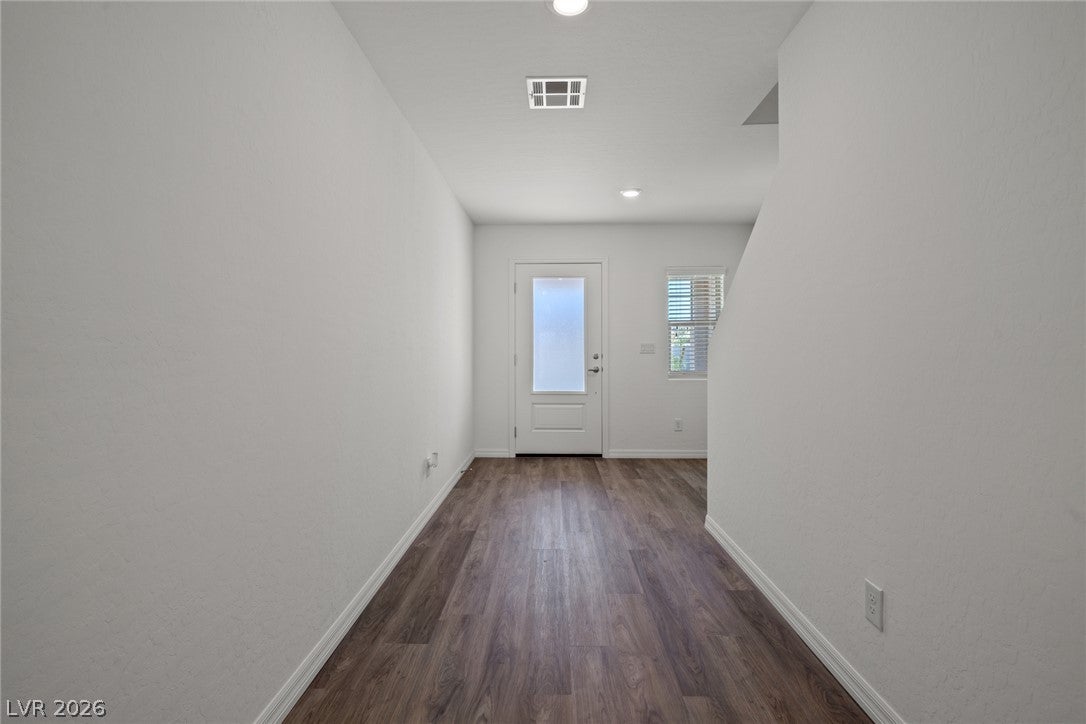 6722 Magnolia River Ave, Las Vegas, NV 89156 photo