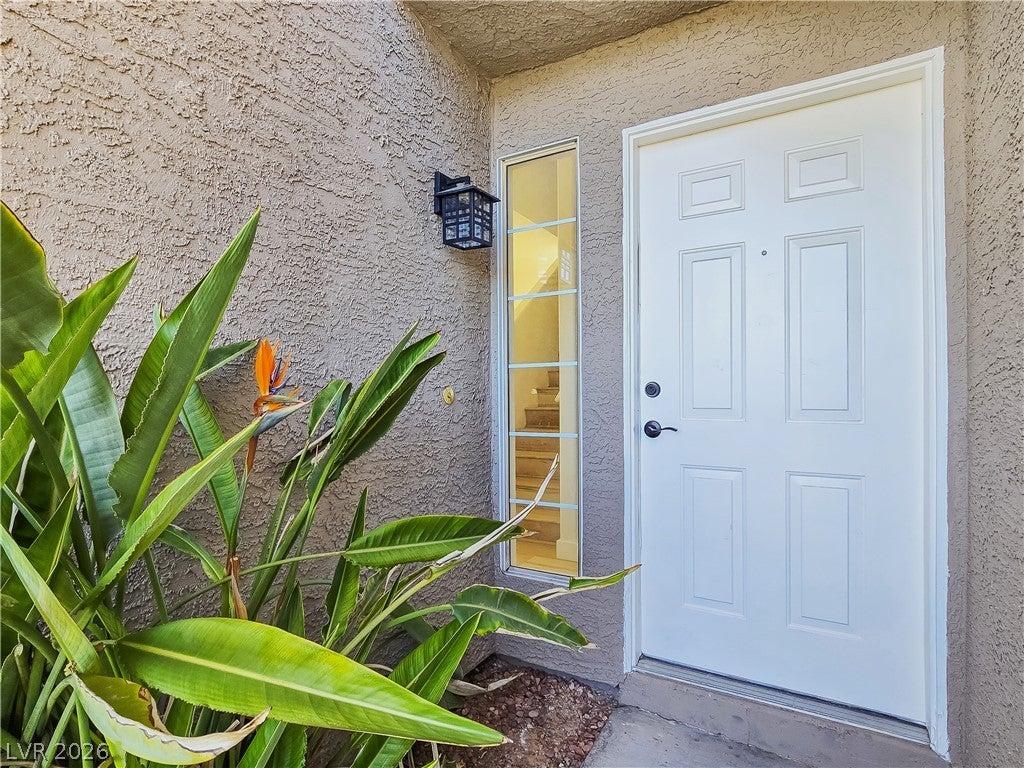 9334 Peace Pipe Ct, Las Vegas, NV 89117 photo