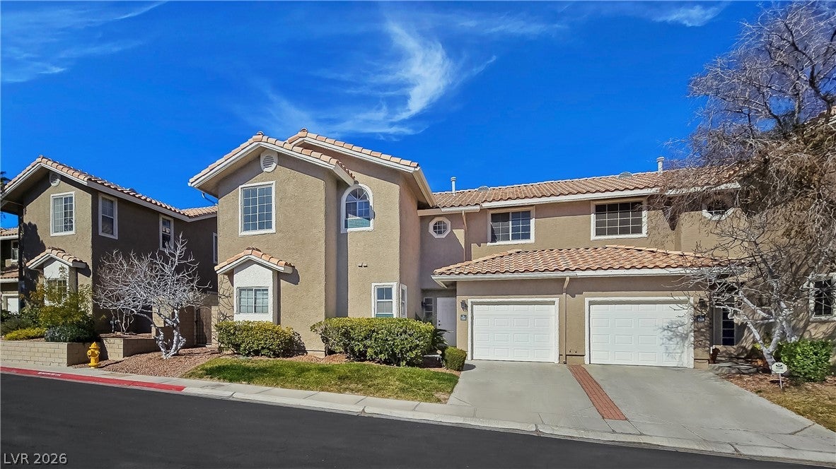 9334 Peace Pipe Ct, Las Vegas, NV 89117 photo