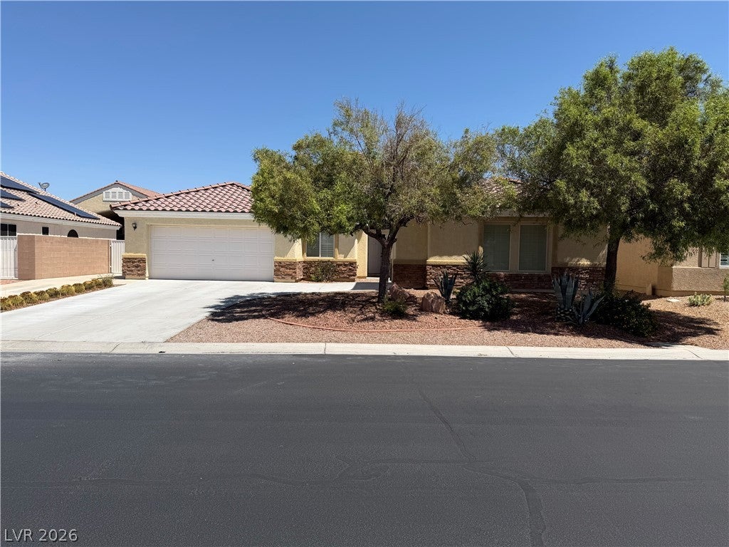 6410 Veranda Falls Ct, Las Vegas, NV 89130 photo