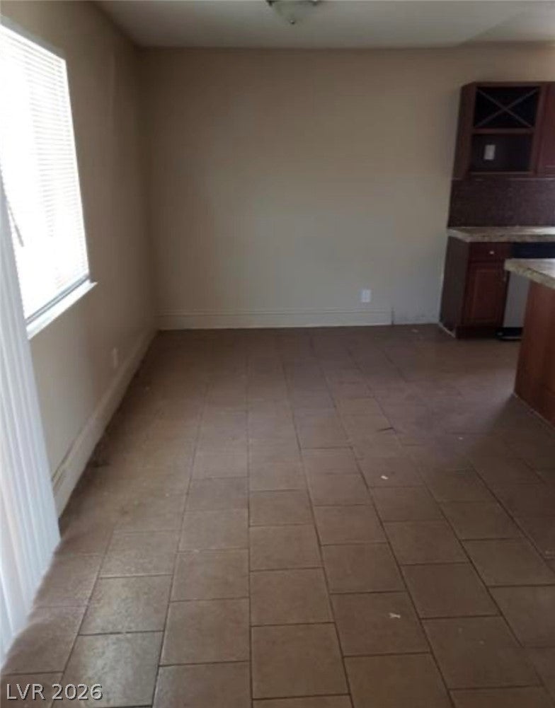 3908 Montebello Ave, Las Vegas, NV 89110 photo