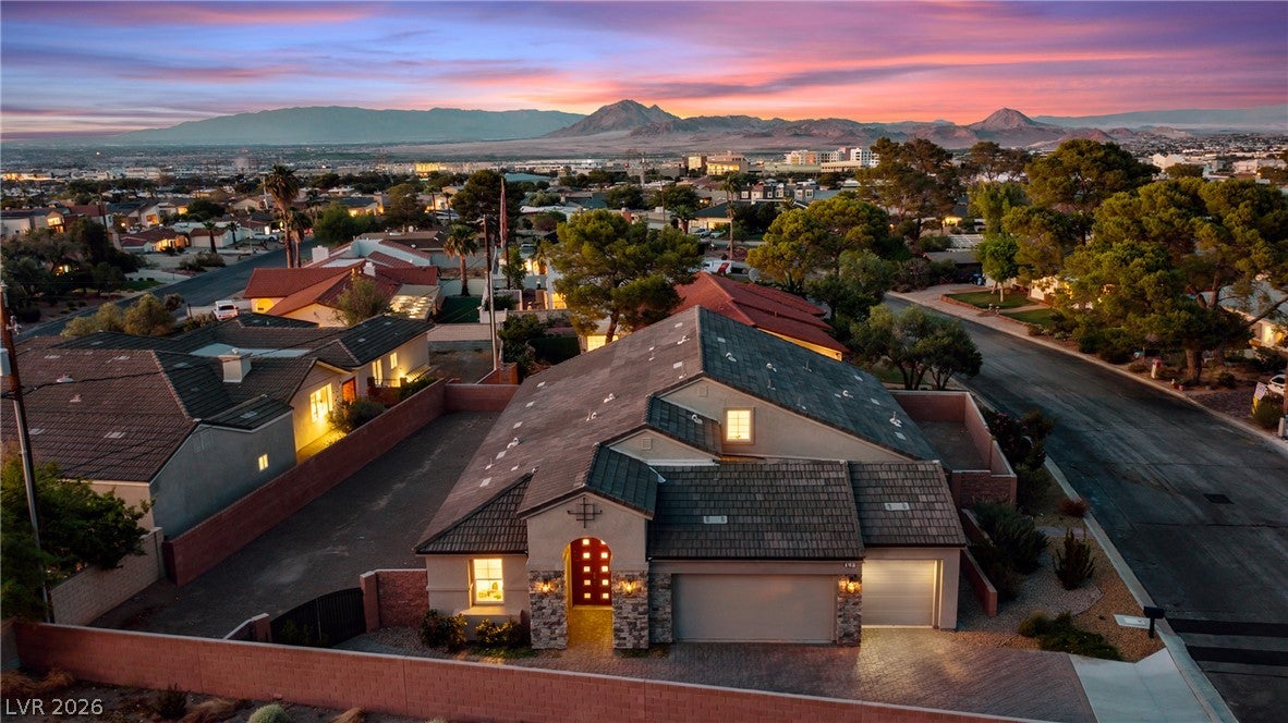 625 Robin Ln, Henderson, NV 89015 photo