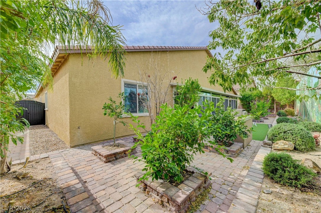 9938 Cambridge Brook Ave, Las Vegas, NV 89149 photo
