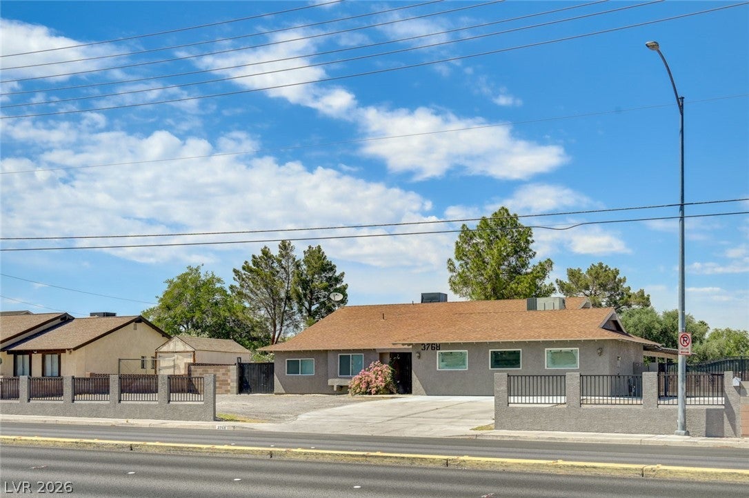 3768 E Russell Rd, Las Vegas, NV 89120 photo