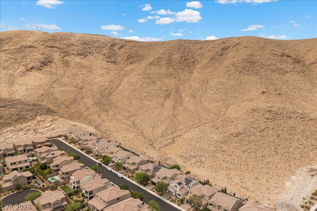 12723 Coastline Shadow St, Las Vegas, NV 89141 photo