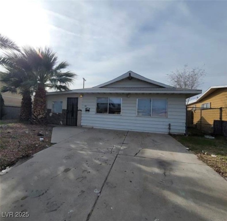 309 Rossmoyne Ave, North Las Vegas, NV 89030
