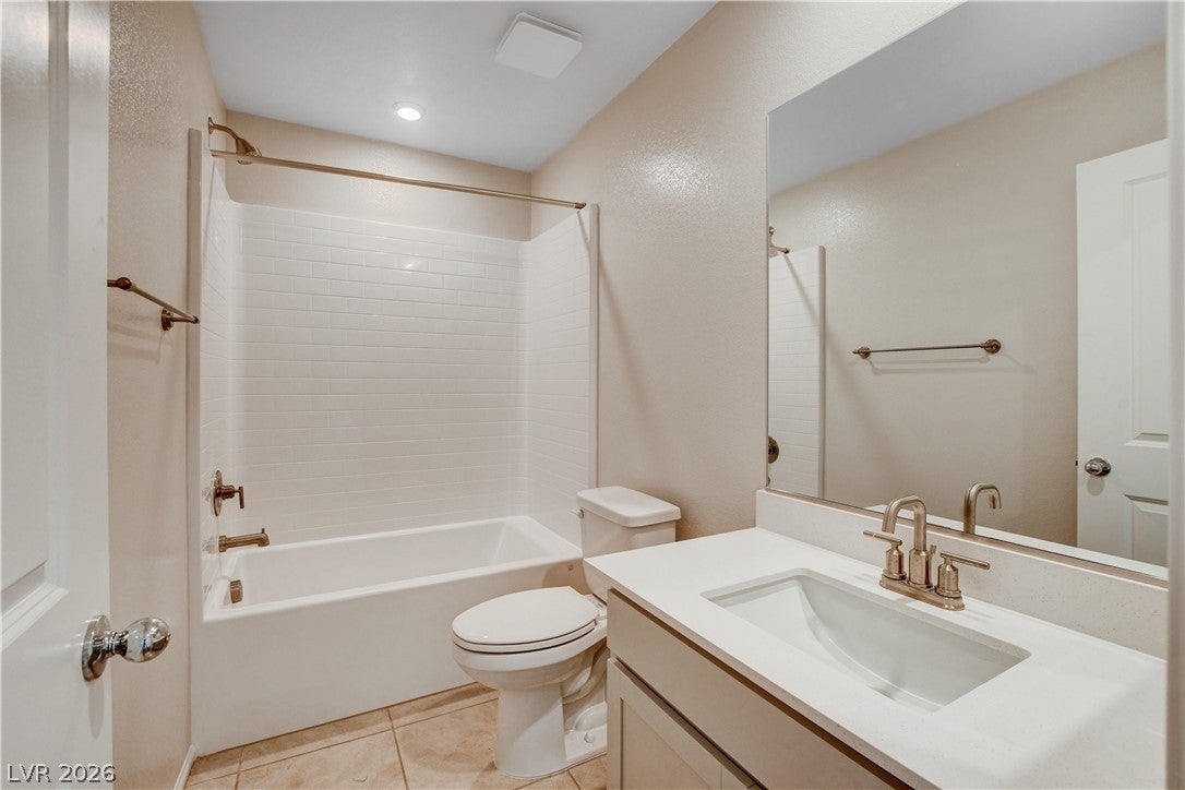 3927 Blooming Orange Ave, Las Vegas, NV 89141 photo